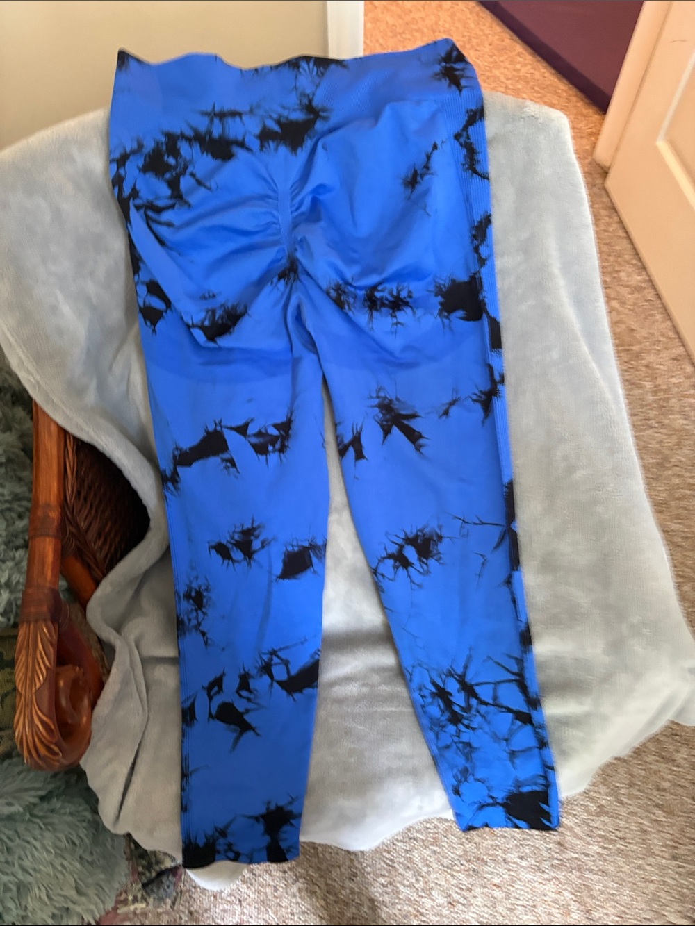 High-Rise Blue Tie-Dye Workout Leggings